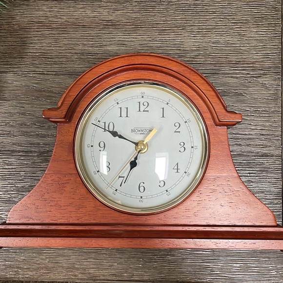 Brownstone Wall Decor Brownstone Mantle Clock Like Newexcellent